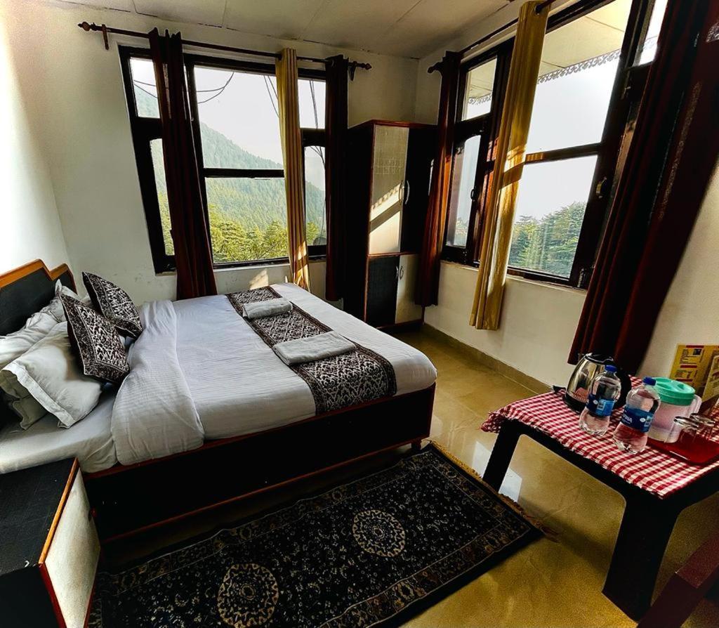 The Lake Cottage By Vrb Hotels Mcleodganj 达兰萨拉 外观 照片